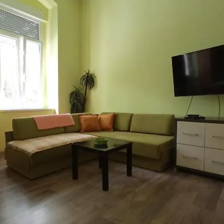 Kiki Apartment *